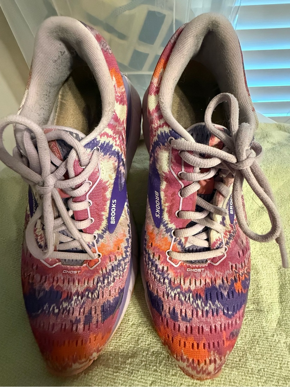 Brooks Women's Running Shoes in Pink Purple Orange
